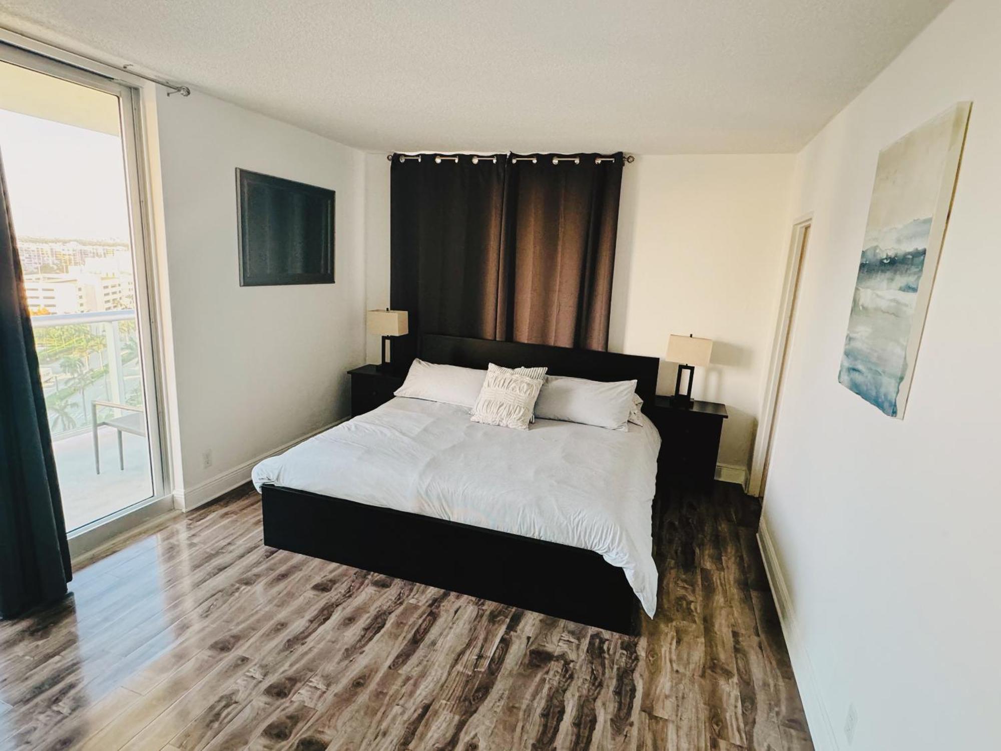 The Tides Condo On 好莱坞 外观 照片