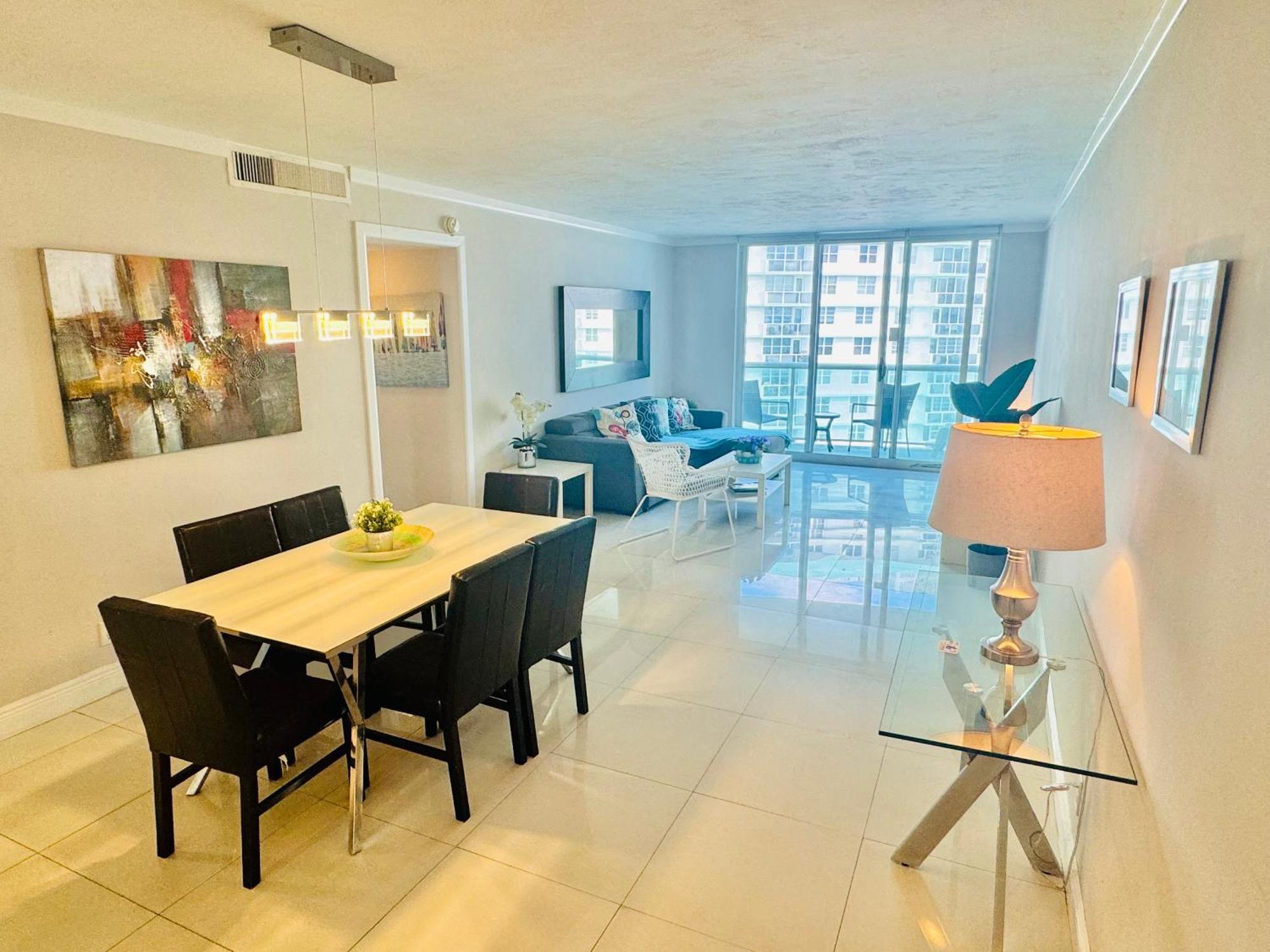 The Tides Condo On 好莱坞 外观 照片