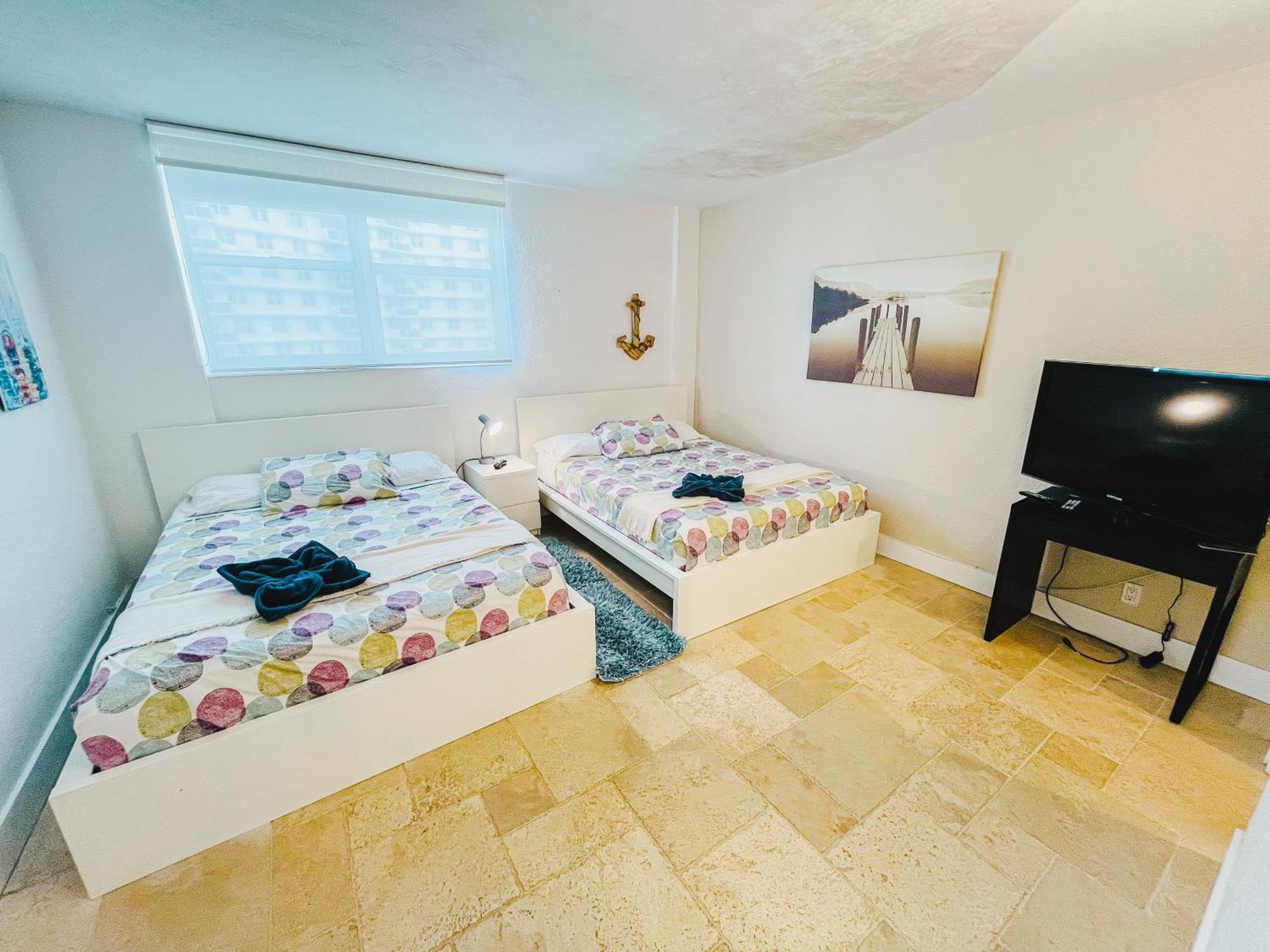 The Tides Condo On 好莱坞 外观 照片